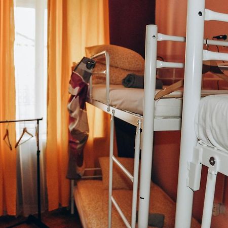 Hostel Motion Краков Экстерьер фото