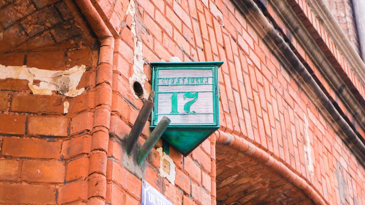 Hostel Motion Краков Экстерьер фото