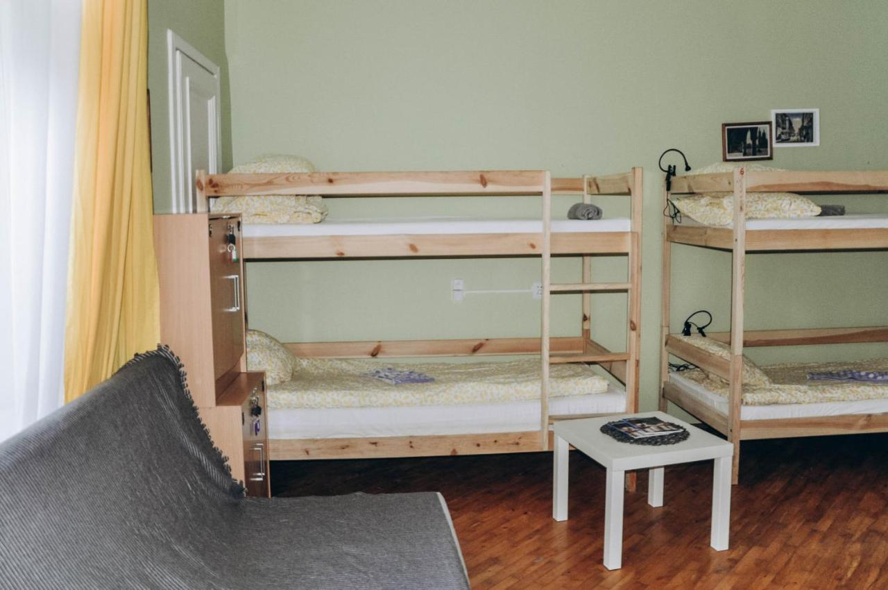 Hostel Motion Краков Экстерьер фото